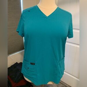 SC-42 Koi Teal Pocketed Scrub Top